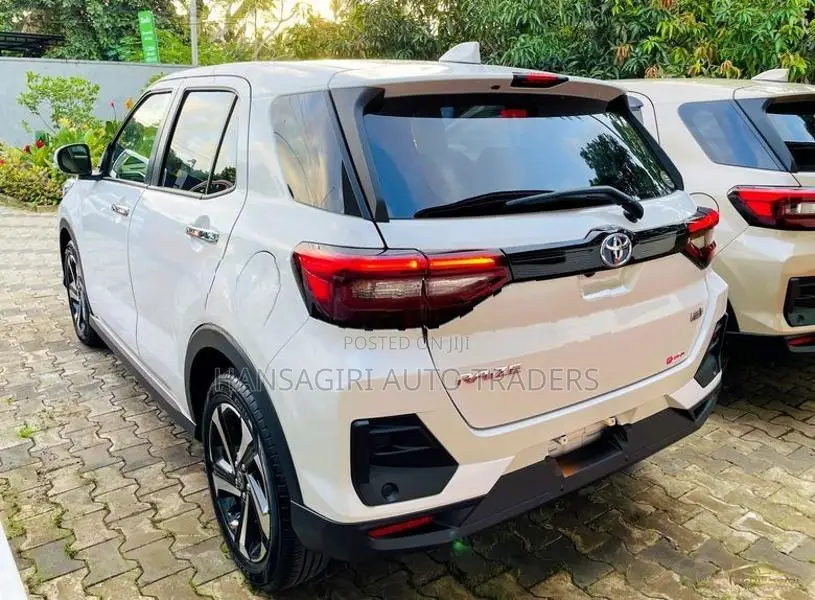 Toyota Raize Z Hybrid 2024