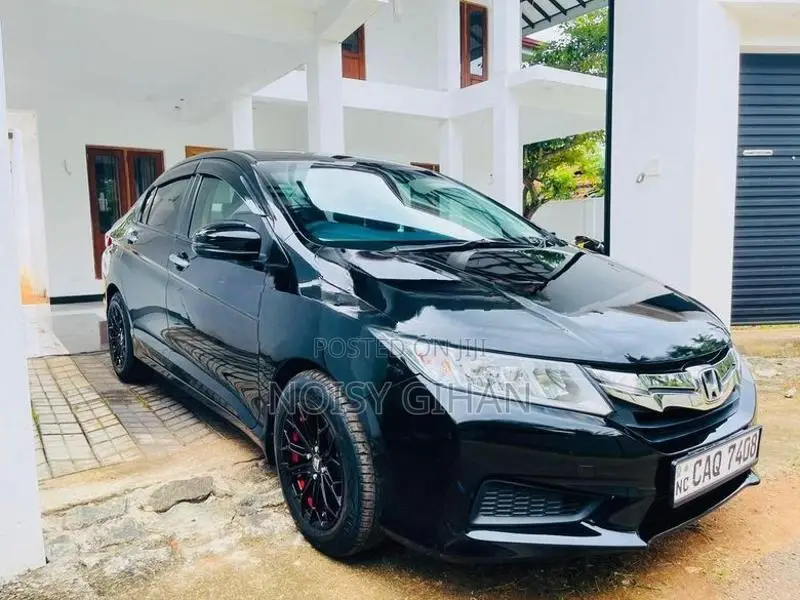 Honda Grace 2015