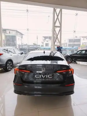 Honda Civic Turbo 2025