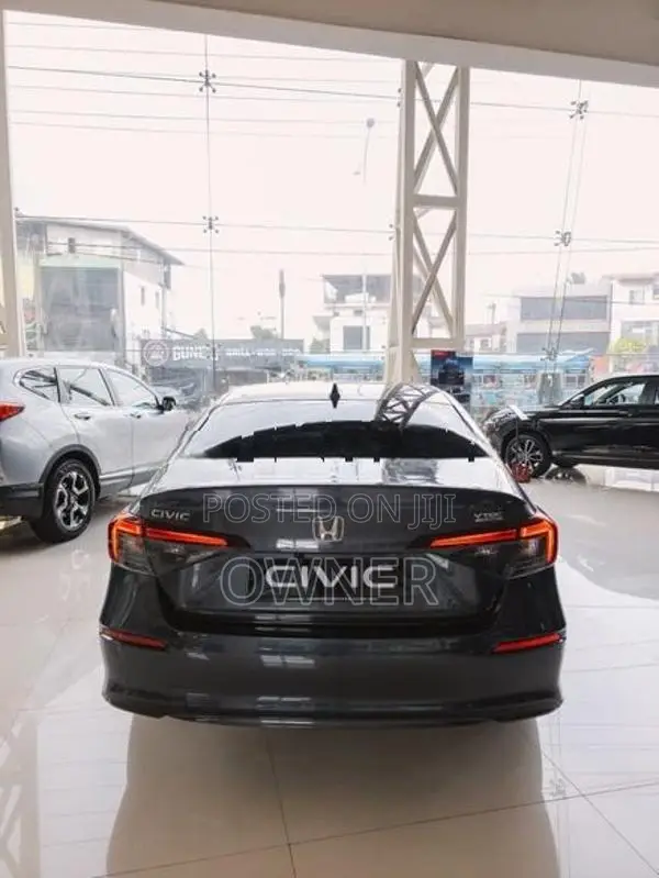 Honda Civic Turbo 2025