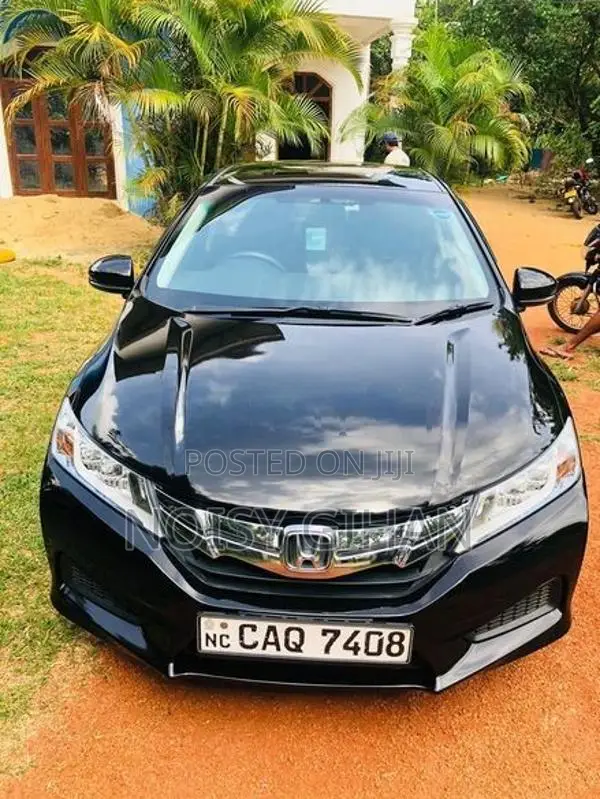 Honda Grace 2015