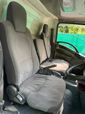 Isuzu 350 14.5 Aluminum Body 2017