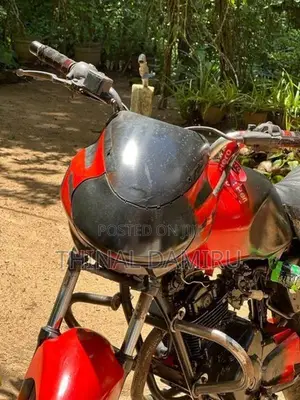 TVS Victor 2000