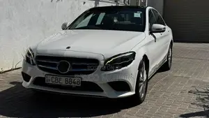Mercedes Benz C200 2019