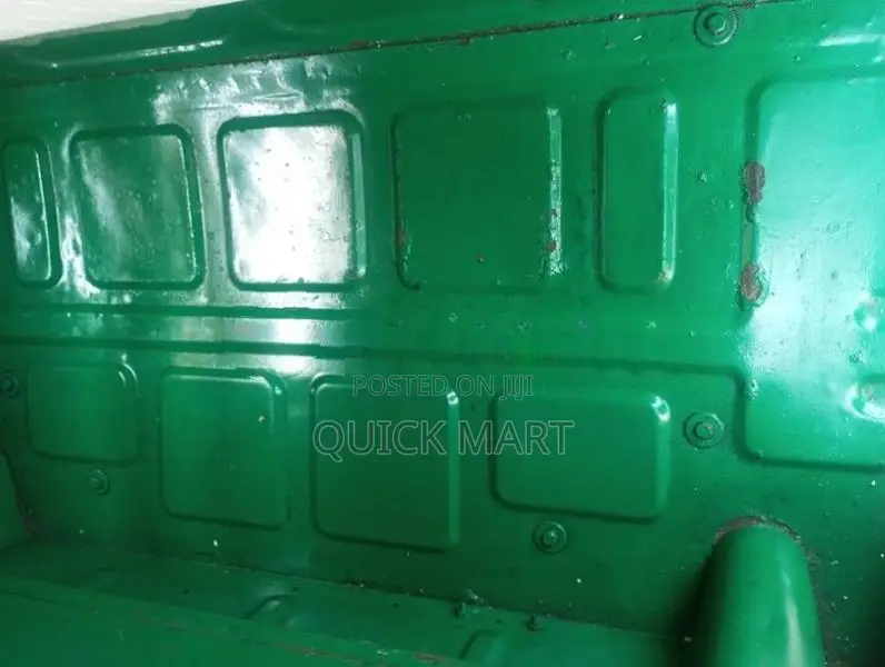 Bajaj RE 2014