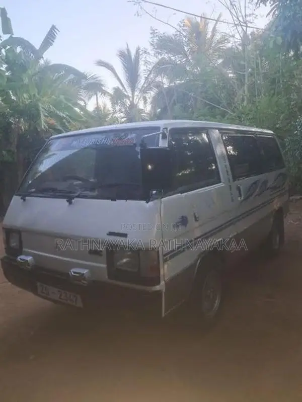 Mitsubishi Delica 1983