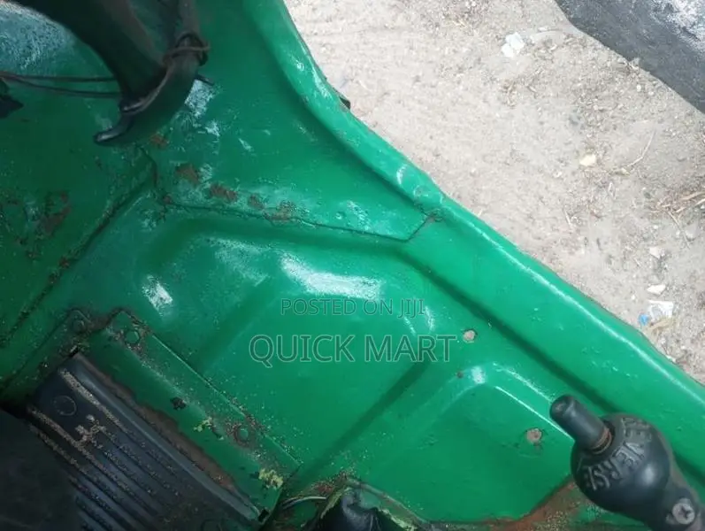 Bajaj RE 2014
