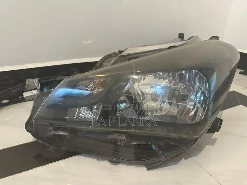 Toyota Vitz Head Light
