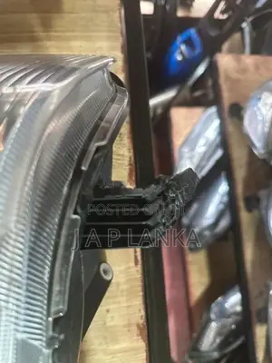 Suzuki DA17 Headlights