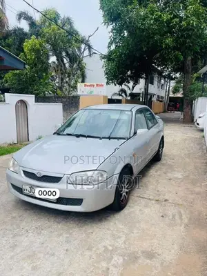 Mazda Familia 2000