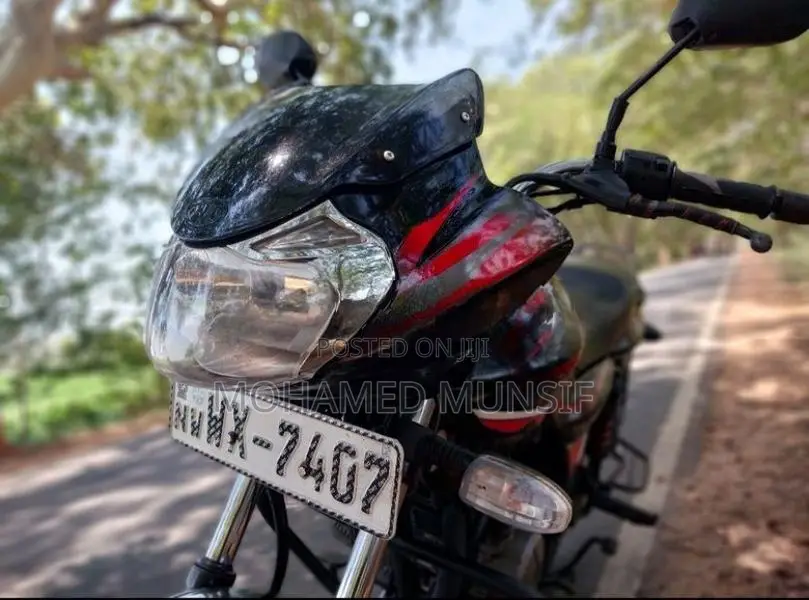 Bajaj Discover 150 2011