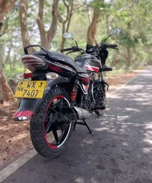 Bajaj Discover 150 2011