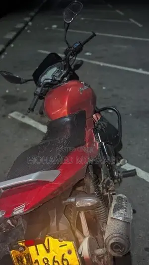 Bajaj Pulsar 180 2007