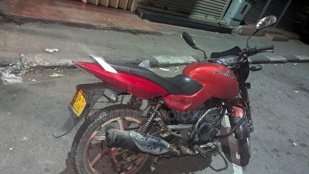 Bajaj Pulsar 180 2007