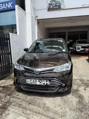 Toyota Axio X Grade 2015