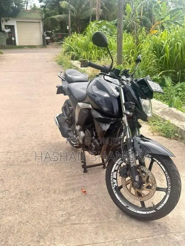 Yamaha FZ 2017