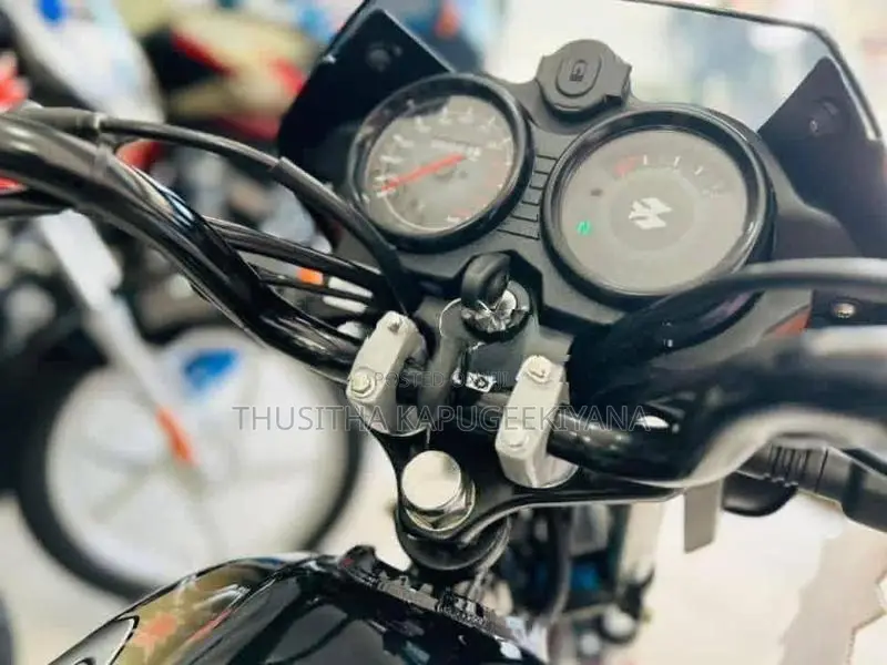 Bajaj CT100 2026