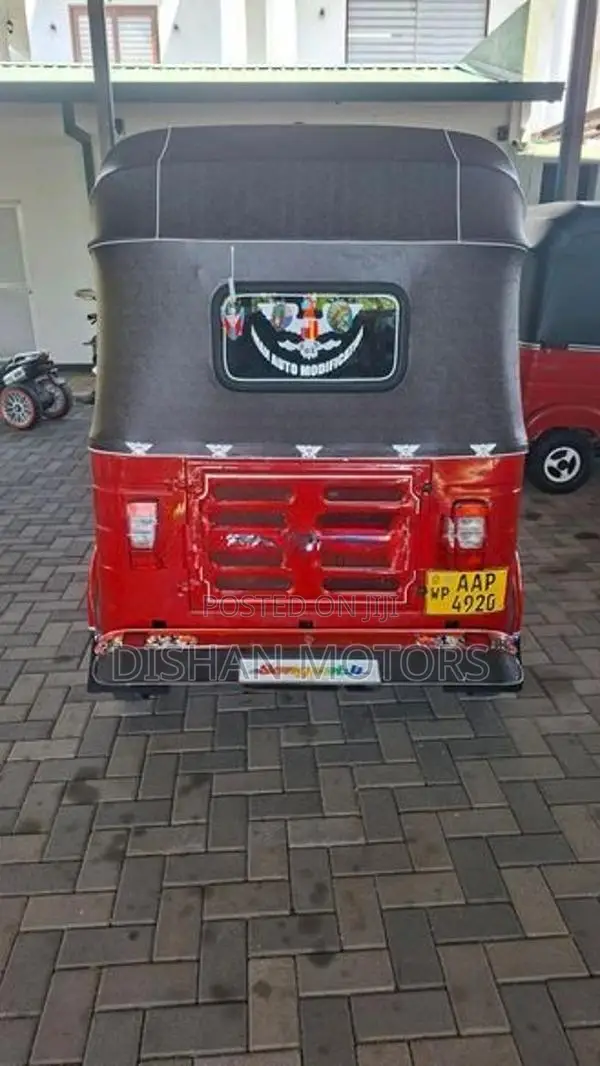 Bajaj RE 4 Stroke 2014