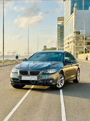 BMW 520d Three Options 2015