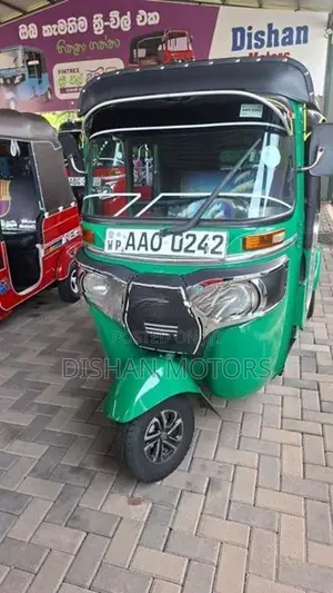 Bajaj RE 4Stroke 2014