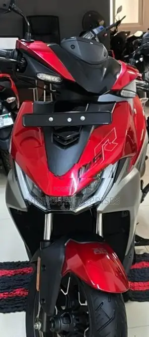 Hero XOOM 125R 2026