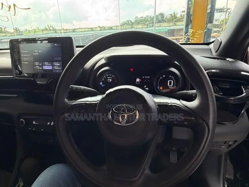 Toyota Yaris G LED 2023