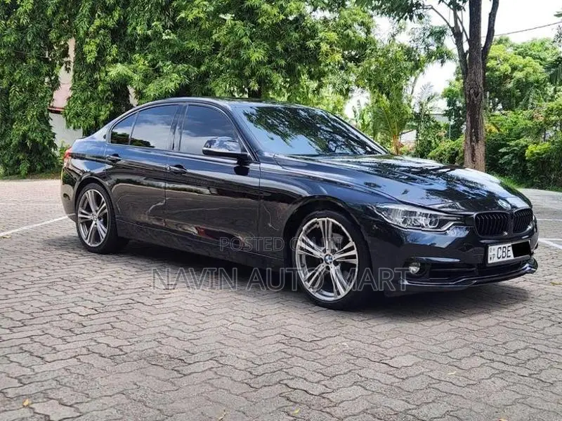 BMW 318i luxuryline 2018