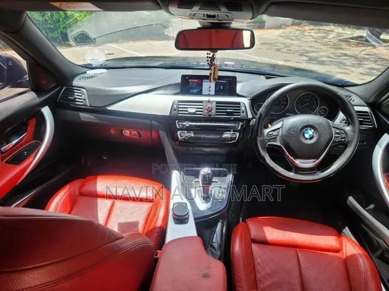 BMW 318i luxuryline 2018