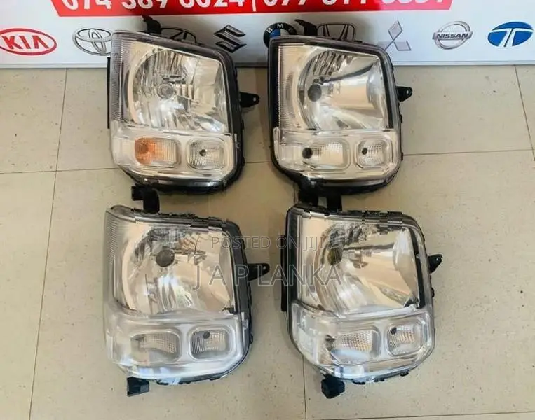 Suzuki Every Head Lights