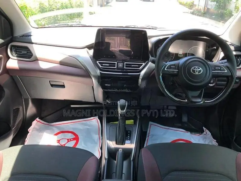 Toyota Taisor V Urban Cruiser 2026