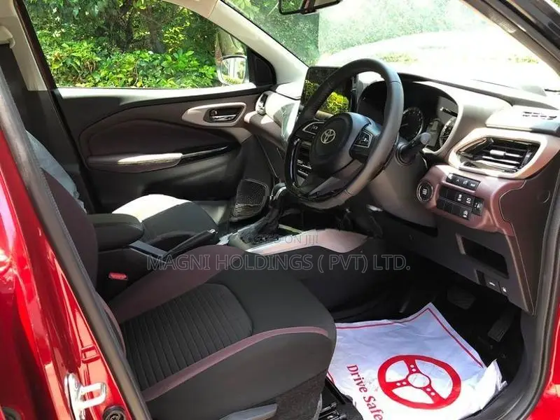 Toyota Taisor V Urban Cruiser 2026