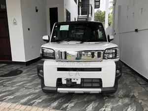 Daihatsu Taft G Chrome Venture 2025