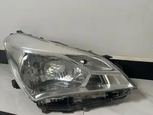 Toyota Vitz Head Light