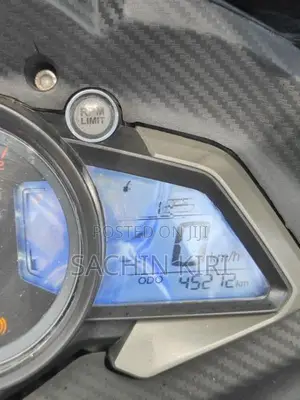 Bajaj Pulsar RS200 2018