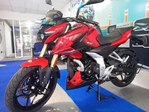 Bajaj Pulsar NS160 Premium 2026