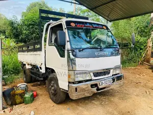 Isuzu Elf 2003