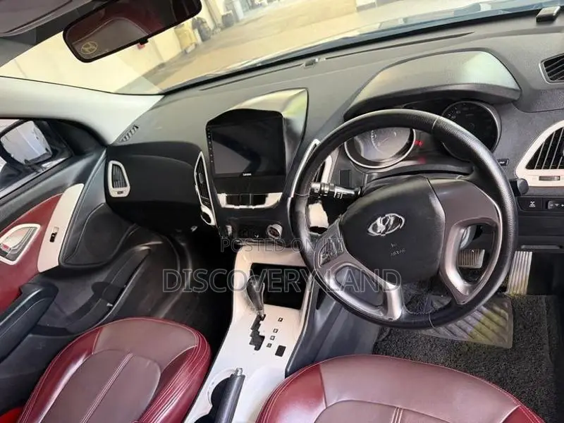Hyundai Tucson 2011