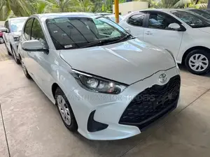 Toyota Yaris X Grade 2025