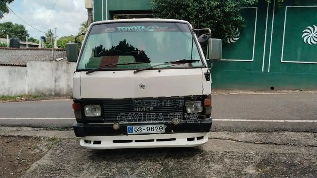 Toyota Hiace LH61V 1988