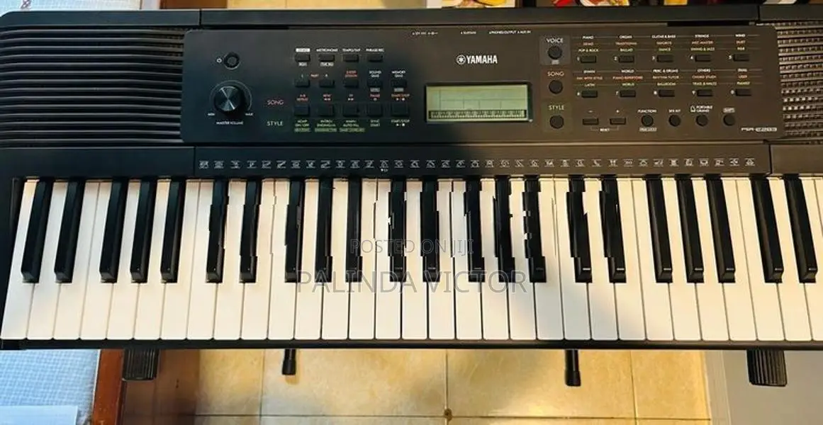 Yamaha PSR E283
