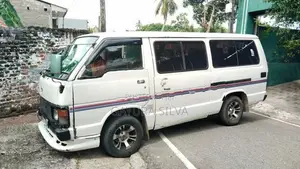 Toyota Hiace LH61V 1988