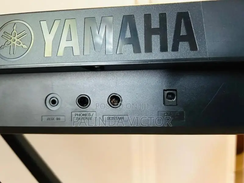 Yamaha PSR E283