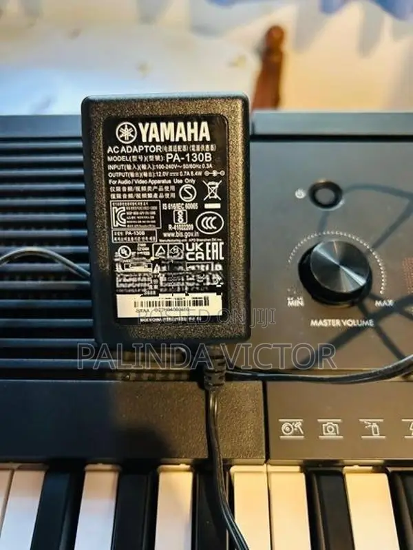 Yamaha PSR E283