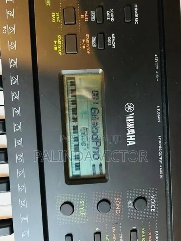 Yamaha PSR E283