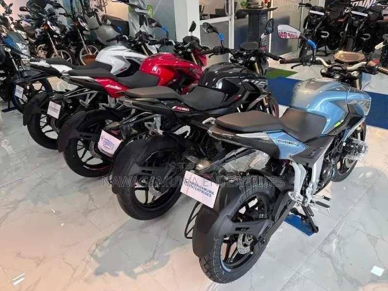 Bajaj Pulsar N160 Premium 2026