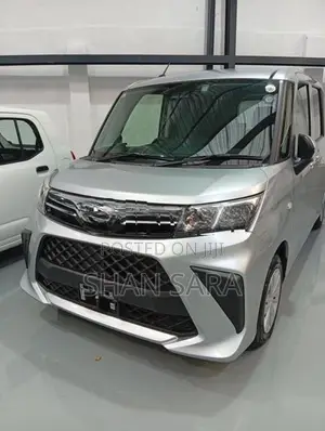 Toyota Roomy x 2023