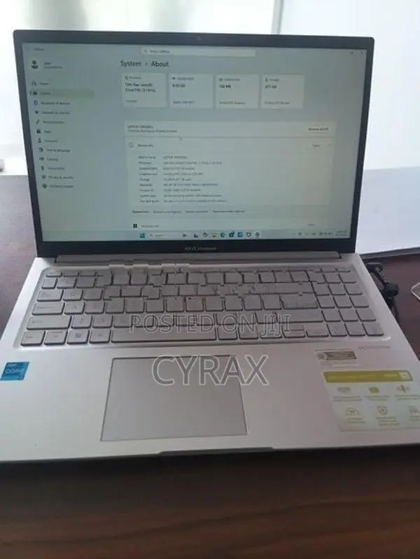 Asus Vivobook 15 (Silver) –15.6" FHD, 13th Gen