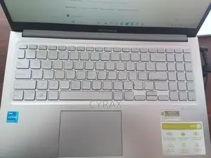Asus Vivobook 15 (Silver) –15.6" FHD, 13th Gen