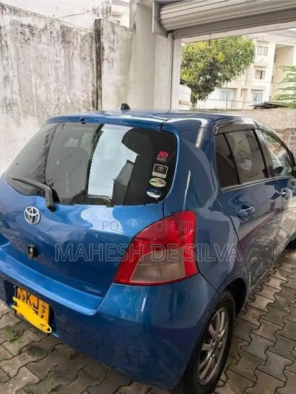 Toyota Vitz 2007