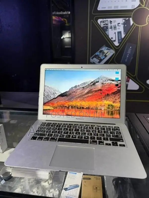 Apple Macbook Air